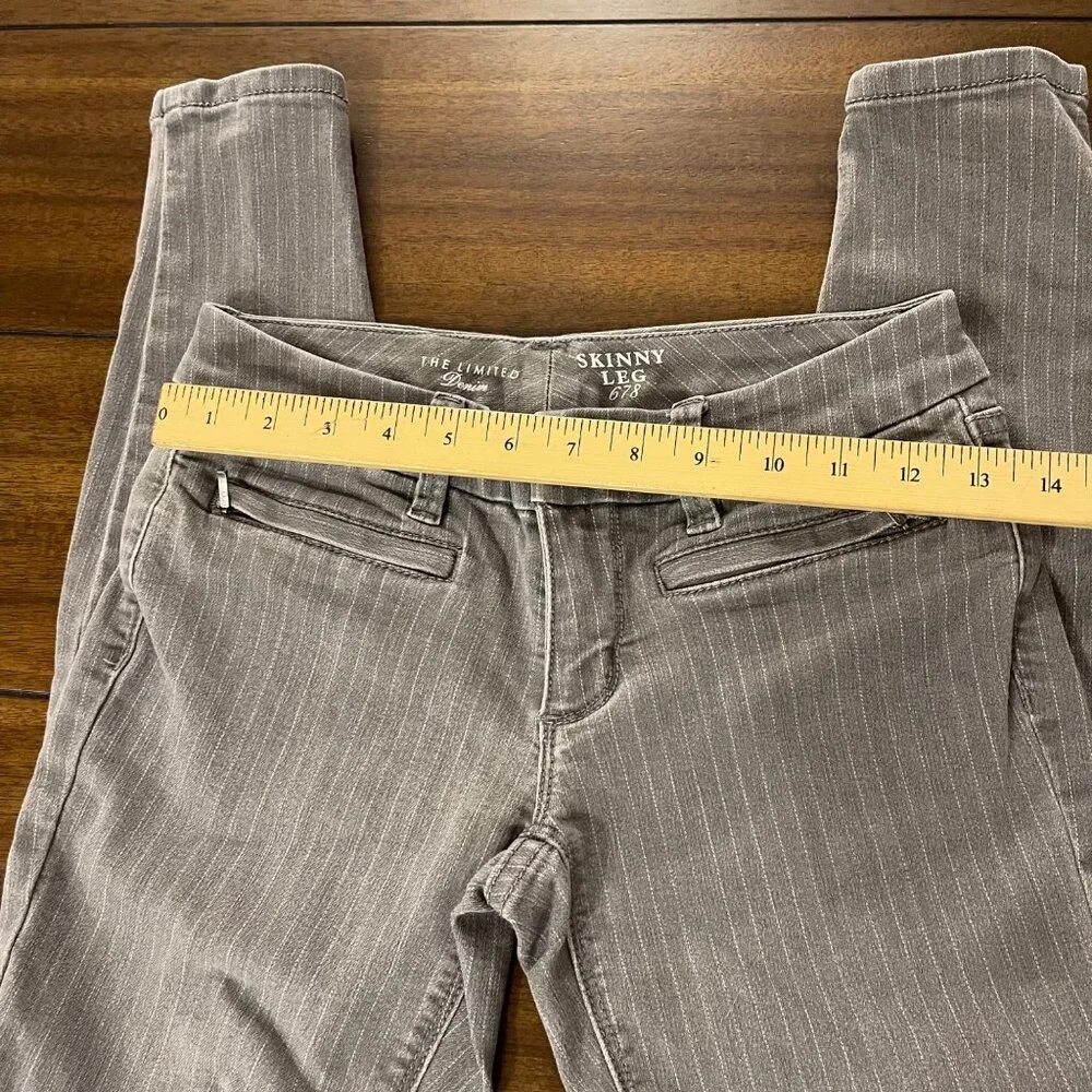 The Limited Womens Skinny Leg Pinstripe Pants Size 0 Gray